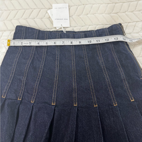 Free Assembly Dark Wash Denim Midi Skirt - Picture 5 of 7